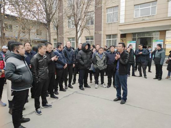 现代设施蔬菜建设及产能提升培训班学员开展实地观摩培训